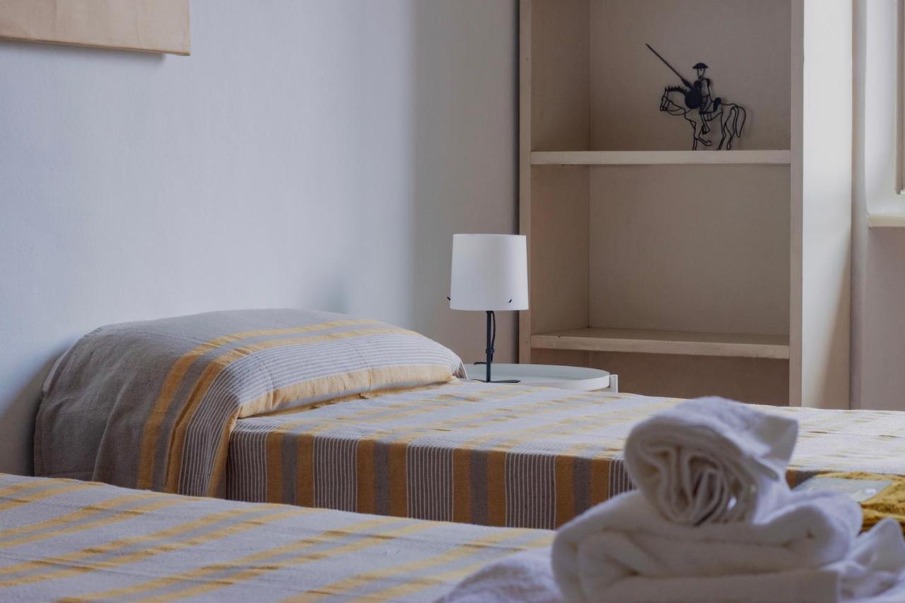 Casa D'Artista - Charming Apartment + Parking Torino Esterno foto