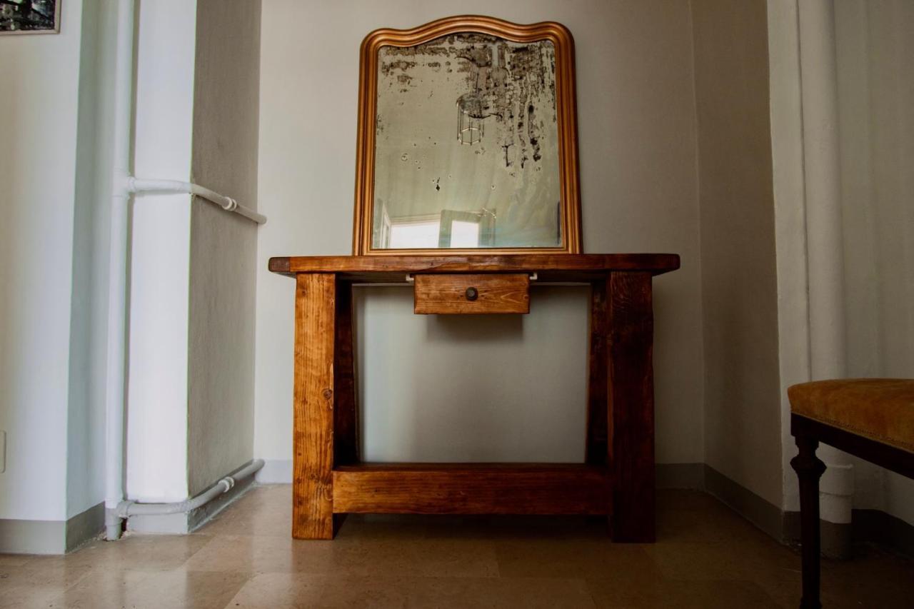 Casa D'Artista - Charming Apartment + Parking Torino Esterno foto
